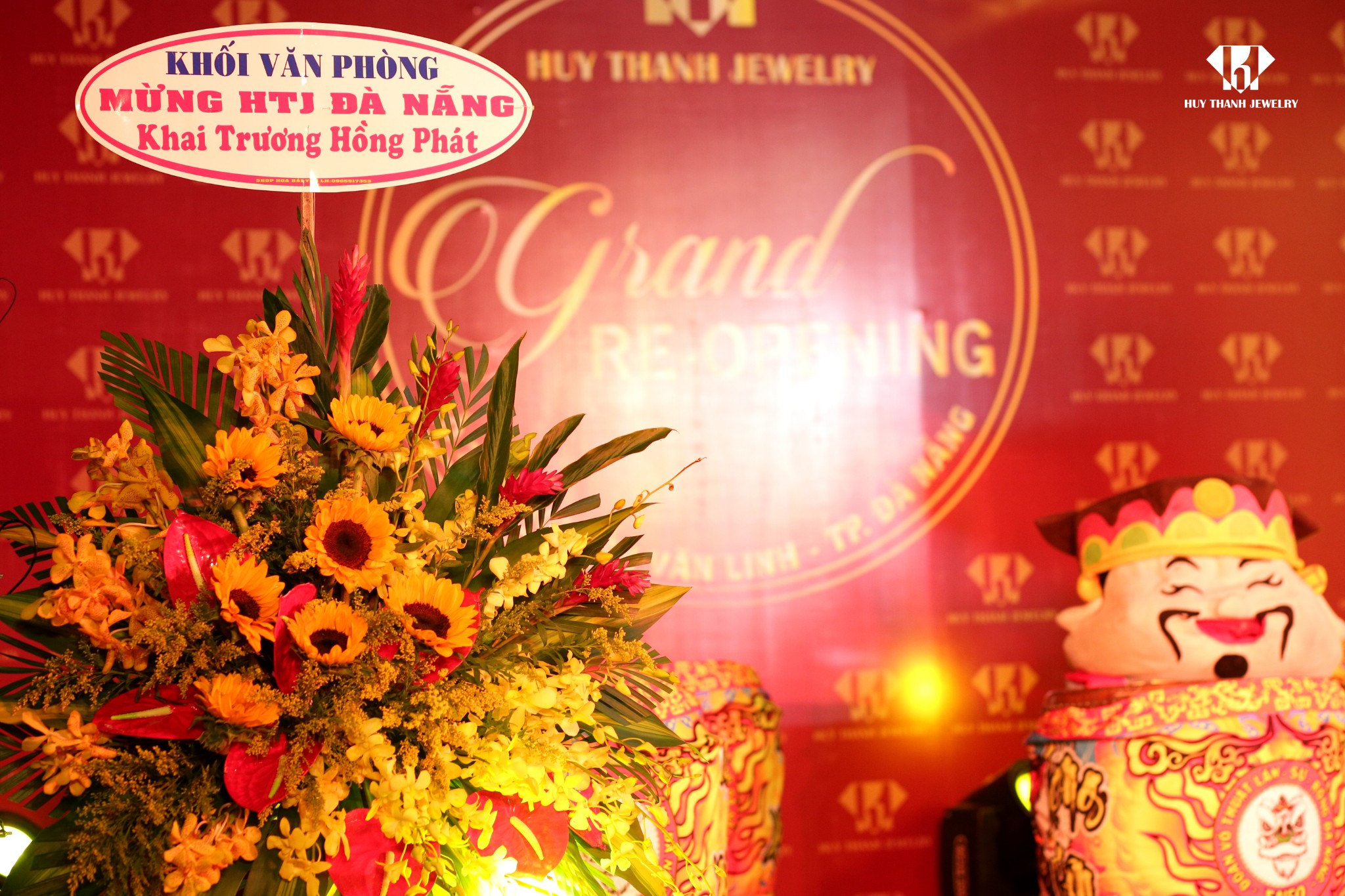RE-OPENING Huy Thanh Jewelry Đà Nẵng